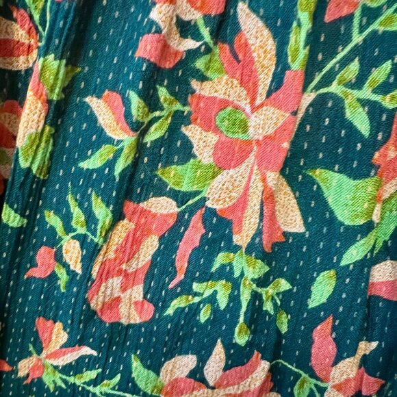 Free People Off Shoulder Crop Top Floral Blouse Suki Garden Combo Smocked XS NWT - Picture 9 of 12